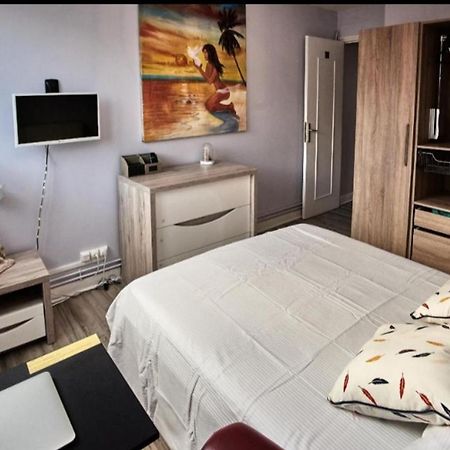 Chambres A Louer Dans Appartement Balcon - Wifi - Parking Gratuit 讷韦尔 外观 照片
