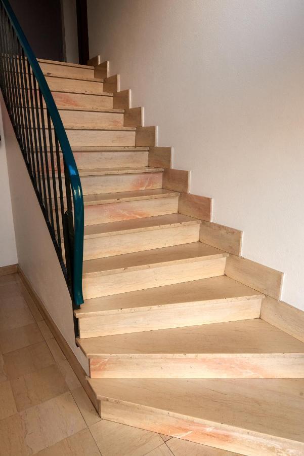 Chambres A Louer Dans Appartement Balcon - Wifi - Parking Gratuit 讷韦尔 外观 照片