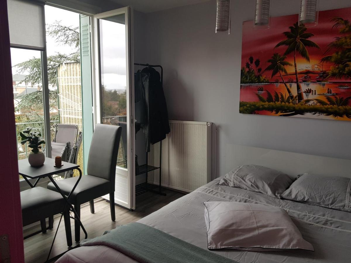Chambres A Louer Dans Appartement Balcon - Wifi - Parking Gratuit 讷韦尔 外观 照片