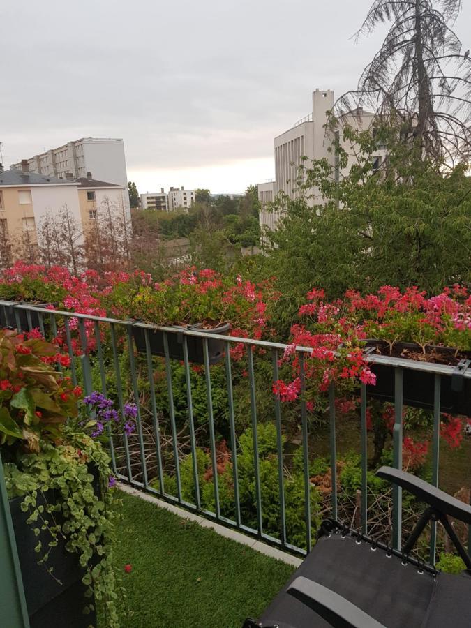 Chambres A Louer Dans Appartement Balcon - Wifi - Parking Gratuit 讷韦尔 外观 照片