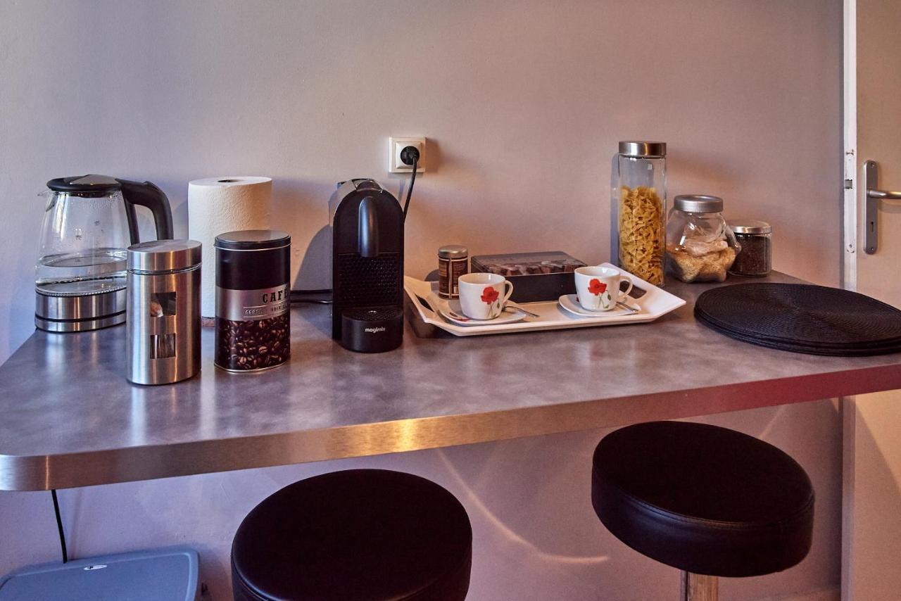 Chambres A Louer Dans Appartement Balcon - Wifi - Parking Gratuit 讷韦尔 外观 照片