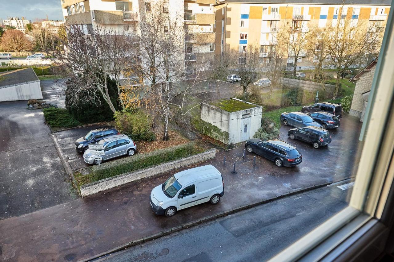 Chambres A Louer Dans Appartement Balcon - Wifi - Parking Gratuit 讷韦尔 外观 照片