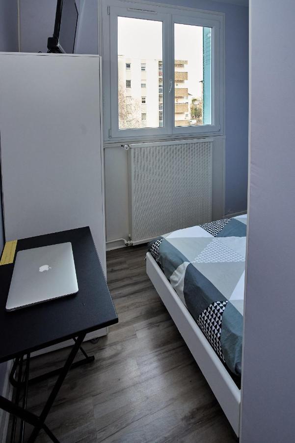 Chambres A Louer Dans Appartement Balcon - Wifi - Parking Gratuit 讷韦尔 外观 照片